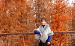 宝宝对准了坐下来自己弄